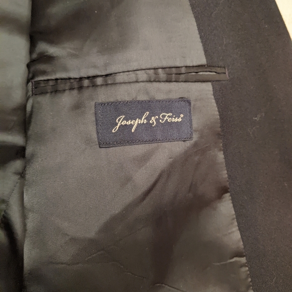 Joseph and Feiss Black Jacket - Picture 2 of 8